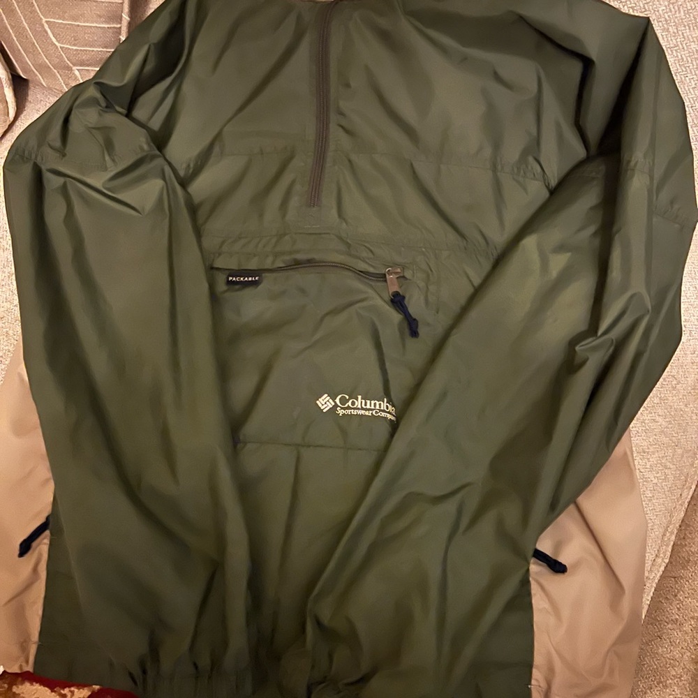 Colombia wind breaker